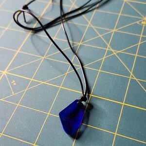 Faceted Blue Glasd Pendant Necklace